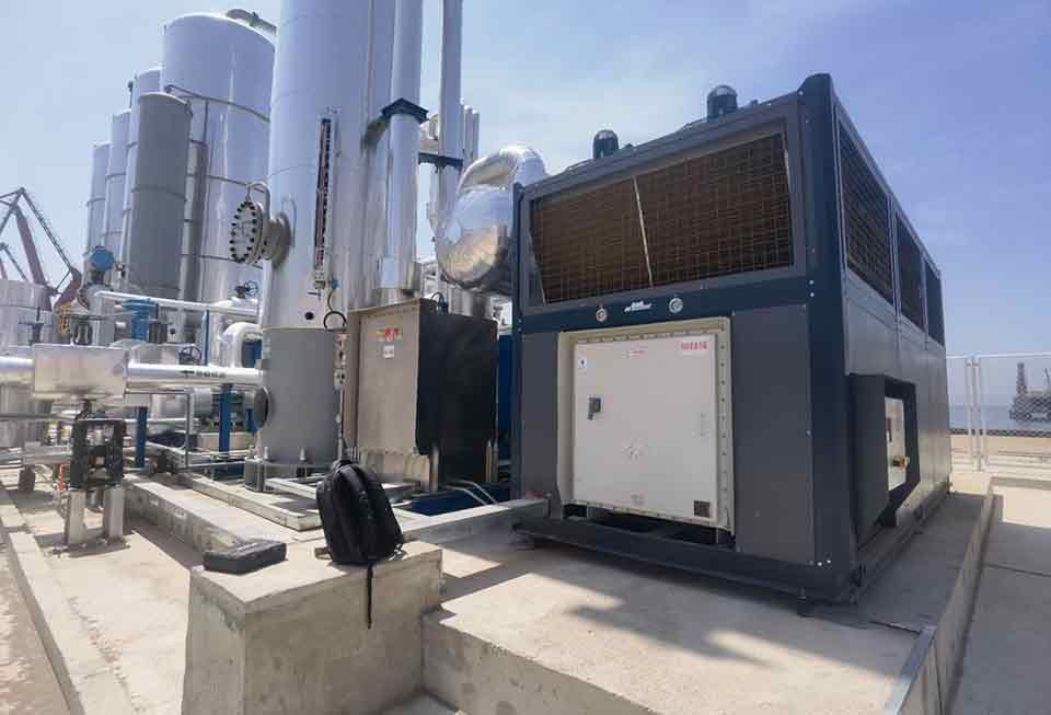 化工行業(yè)用風(fēng)冷防爆螺桿式冷水機(jī)